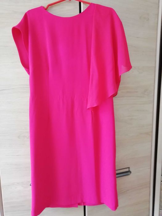 Sukienka kolor fuksja