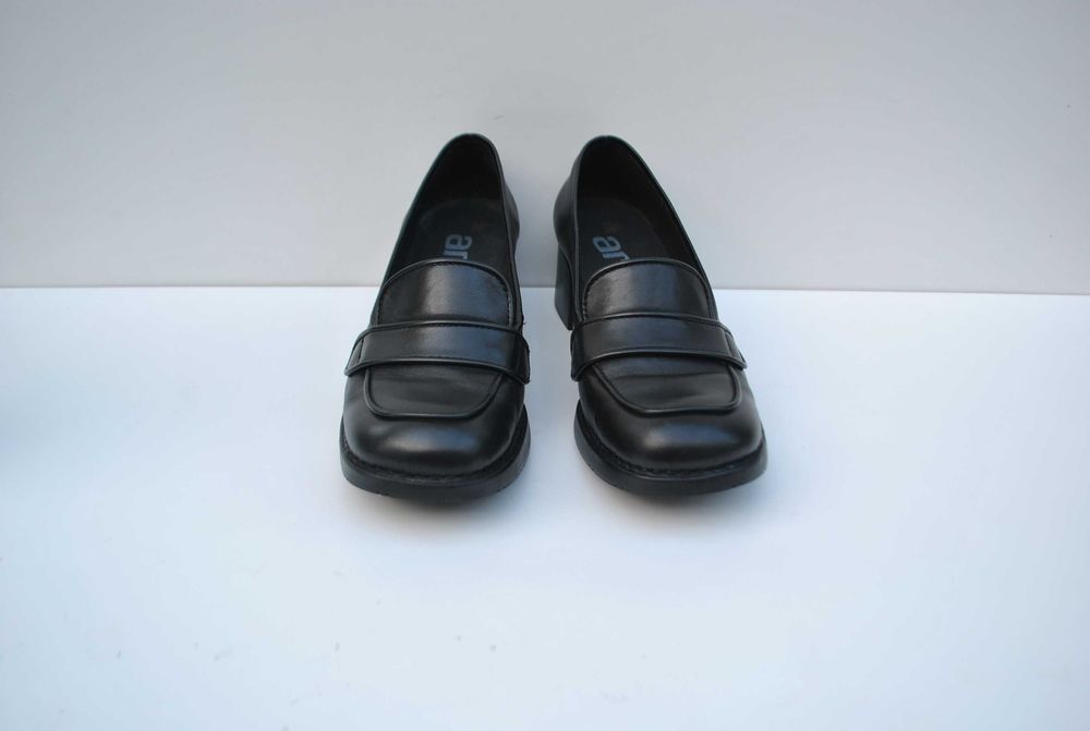 Buty na obcasie The Art Company