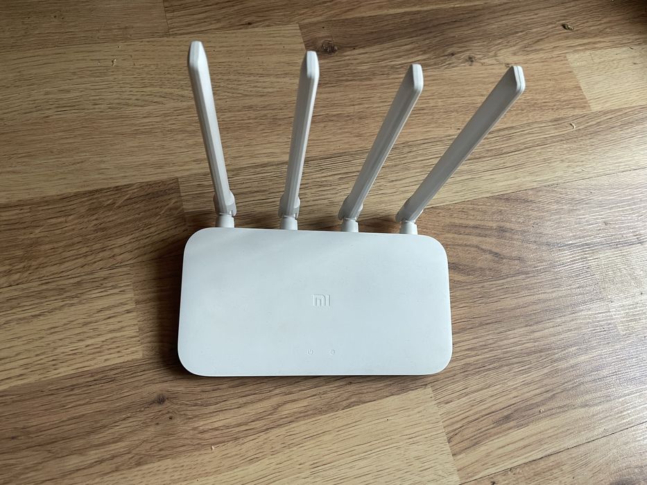 Wi-Fi роутер Xiaomi Mi WiFi Router 4C