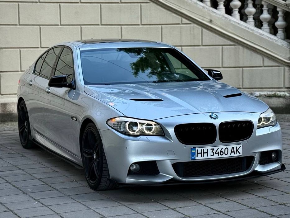 Продам BMW 535D F10 2011 года