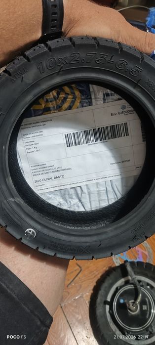 Pneu para scooter elétrica
