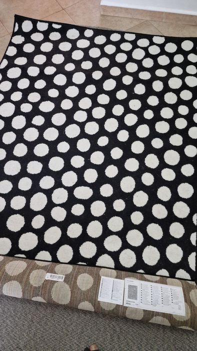 Tapete ikea ullgump impecável