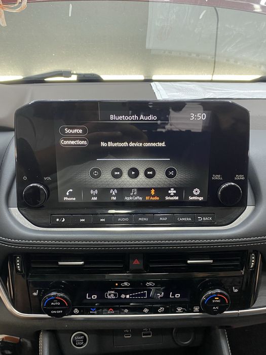 Салон , електроніка, музика Nissan Rogue t33 2021,