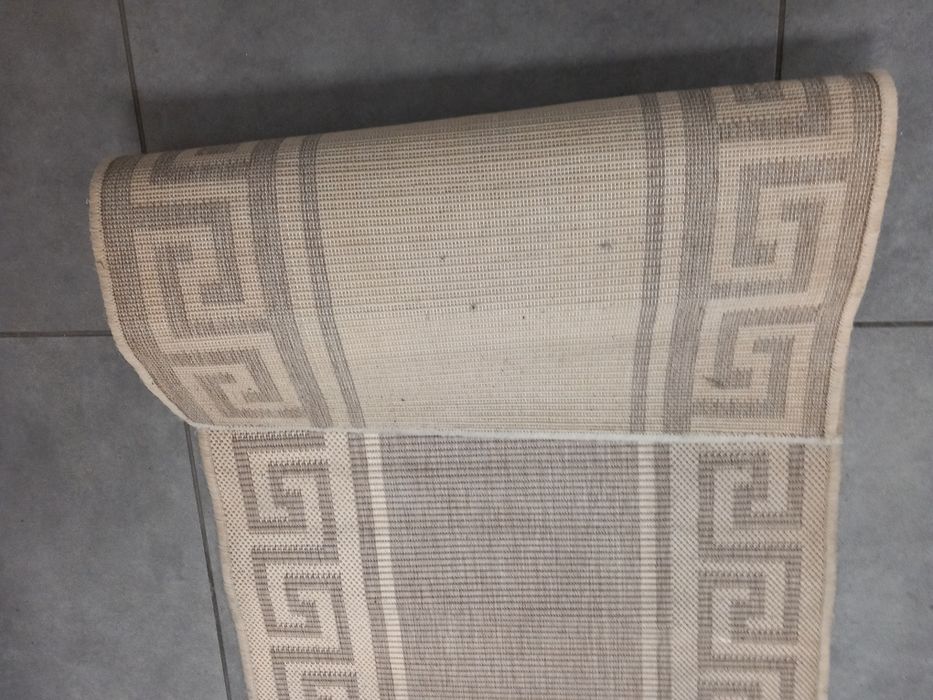Sprzedam chodnik 510x66 .