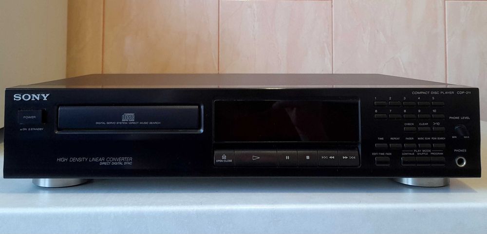 CD проигрователь SONY CDP - 211. Цена 1300гр.