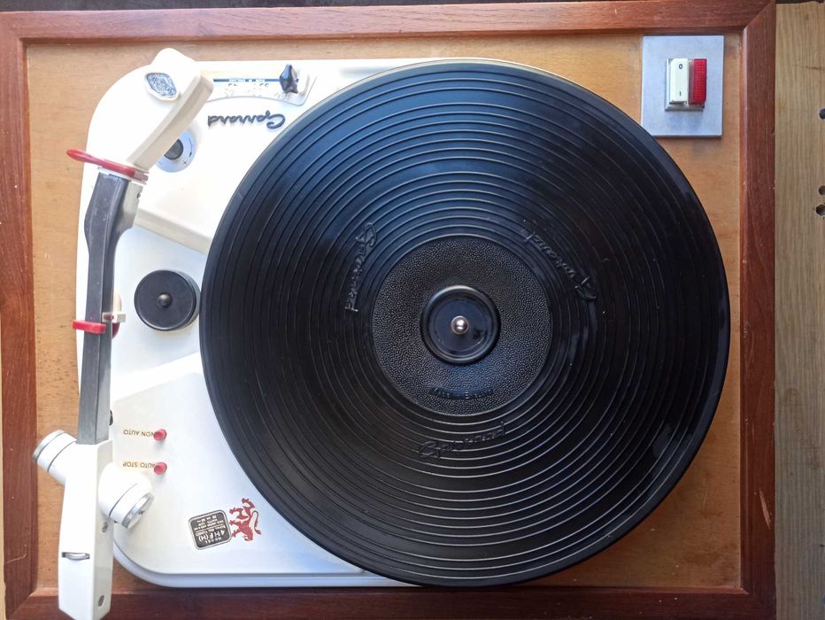 Програвач Garrard 4hf