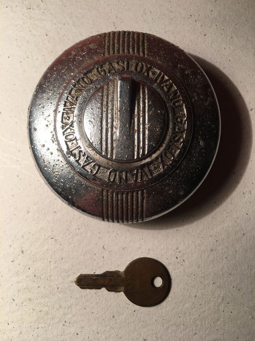 GAS LOX - Ivano inc. Chicago - tampa de gasolina - 37 mm