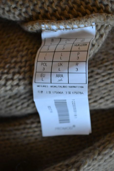 Sweter wełniany Promod