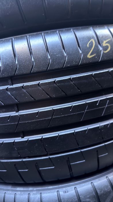 255/40/20 Pirelli p Zero PZ 4