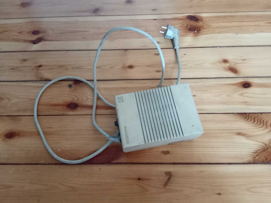 Zasilacz Commodore do Amiga 500 500 plus