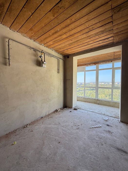 Видова 3-кімнатна в зданому будинку за 650$ за м2!