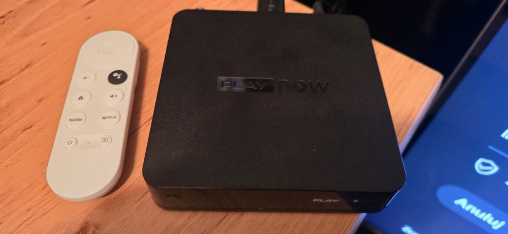 Samsung 46cali LCD +Smart BOX Play Android