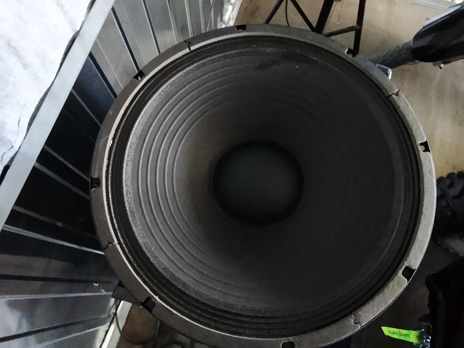 Eminence delta 15A