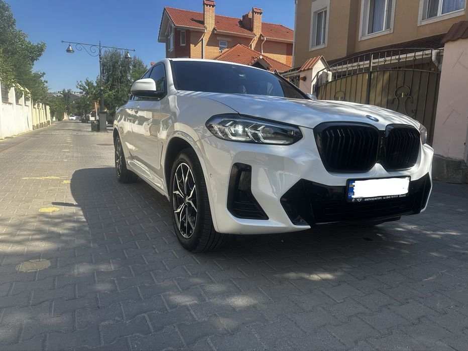 Продам  BMW X 4 в ідеальному стані