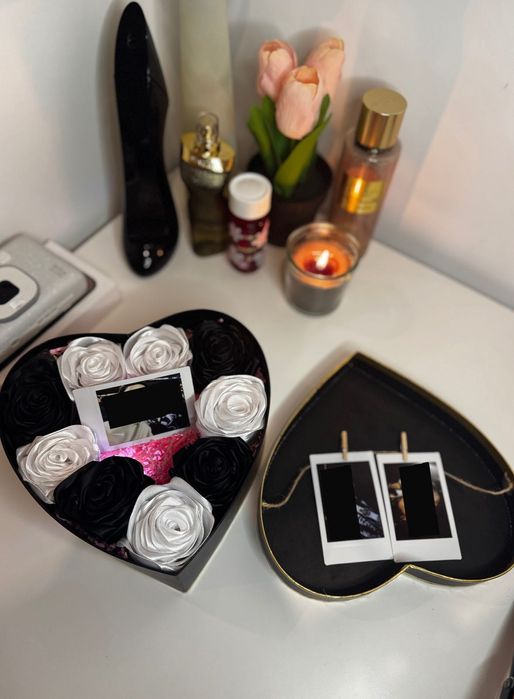 Caixa de rosas de cetim