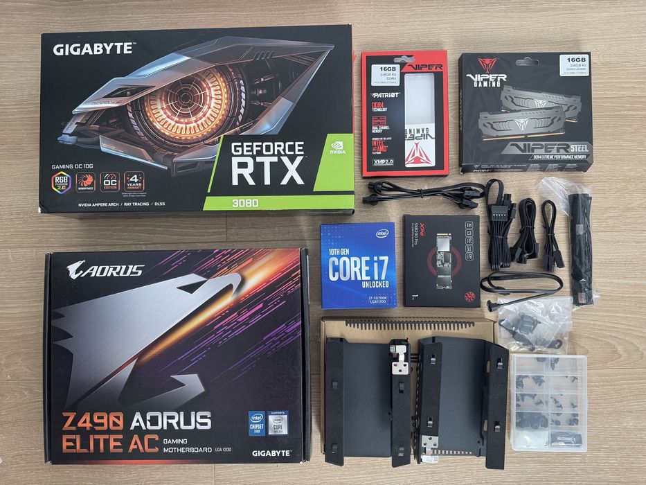 PC: RTX 3080, i7 10700K, 32GB RAM 3733MHz DDR4 - stan igła