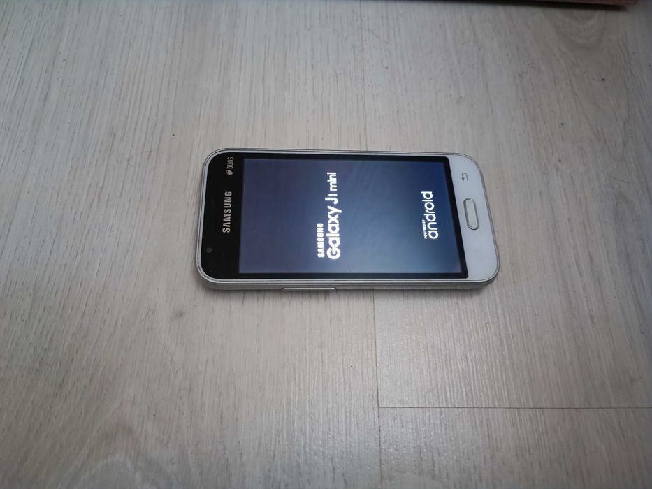 Самсунг j1 mini,