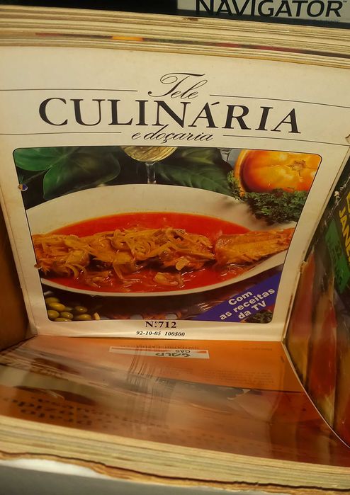 Coleção Antiga de Culinária VAQUEIRO – Livros e 24 Revistas Encadernadas