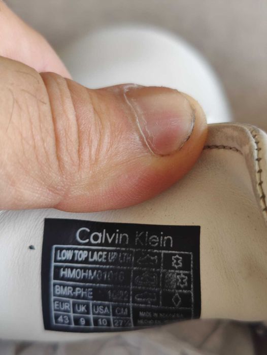 Sapatilhas Calvin Klein tam. 43 em muito bom estado
