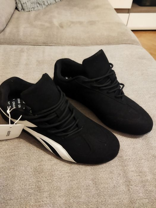 Buty sportowe 41  Cropp Nowe