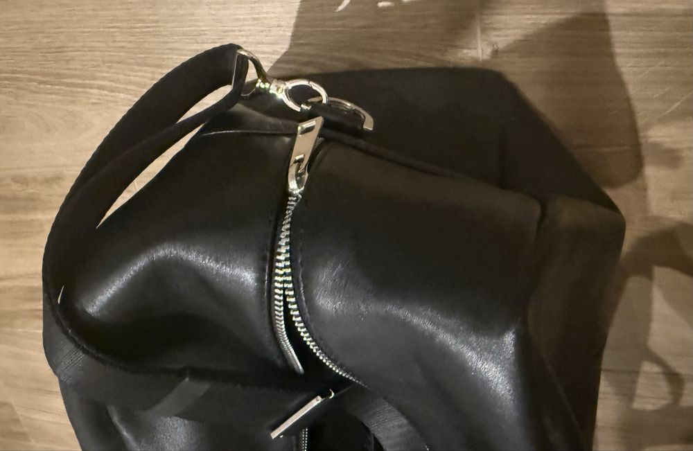 Продам дорожную сумку , натуральная кожа