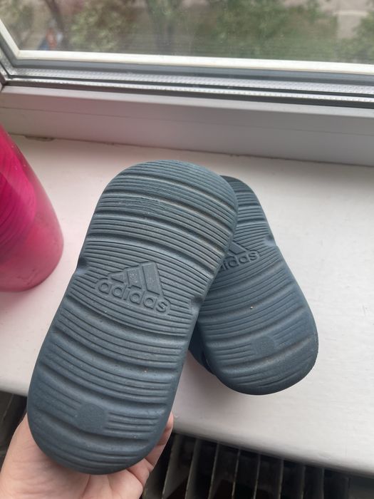 Босоніжки Adidas