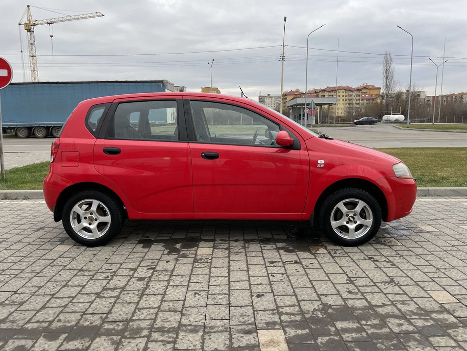 Chevrolet Kalos 1,2 полностью обслужен