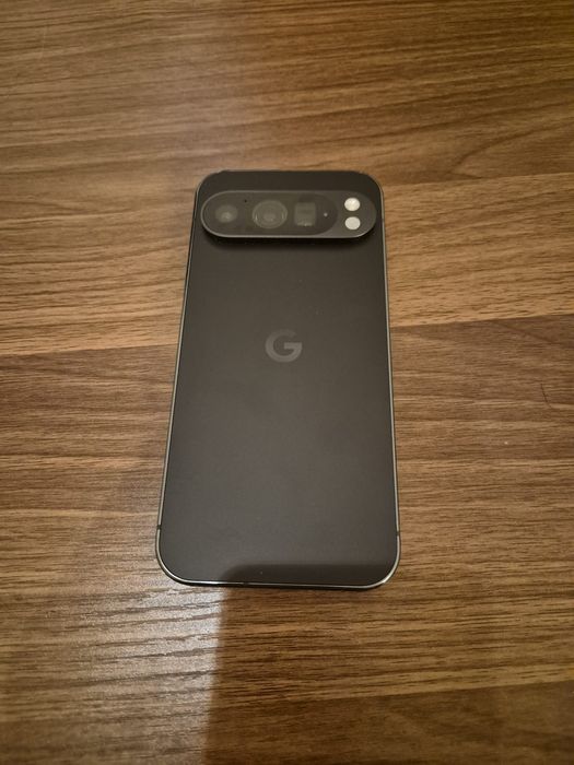 Google Pixel 9 PRO - używany 3 tygodnie.  Jak nowy.