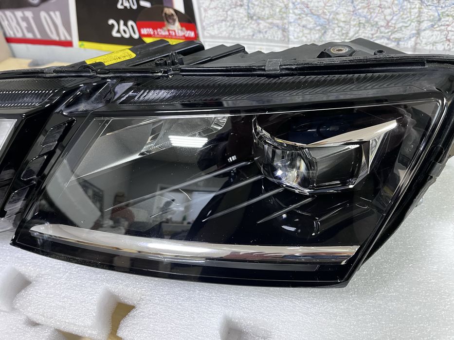Ліва фара Skoda Octavia A7рестайлінг