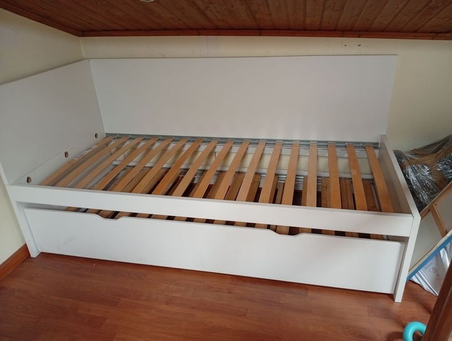 Cama solteiro+cama gaveta