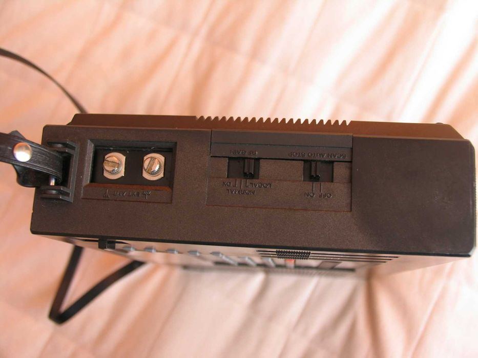 Radio Sony ICF-2001
