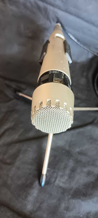 Microfones AKG D1200C - BMS