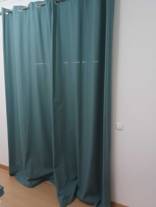 2 cortinados turquesa