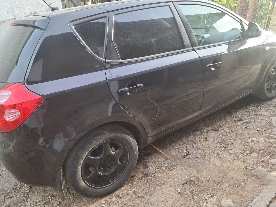 Продам Kia  Ceed 2008року,мотор 1.6.