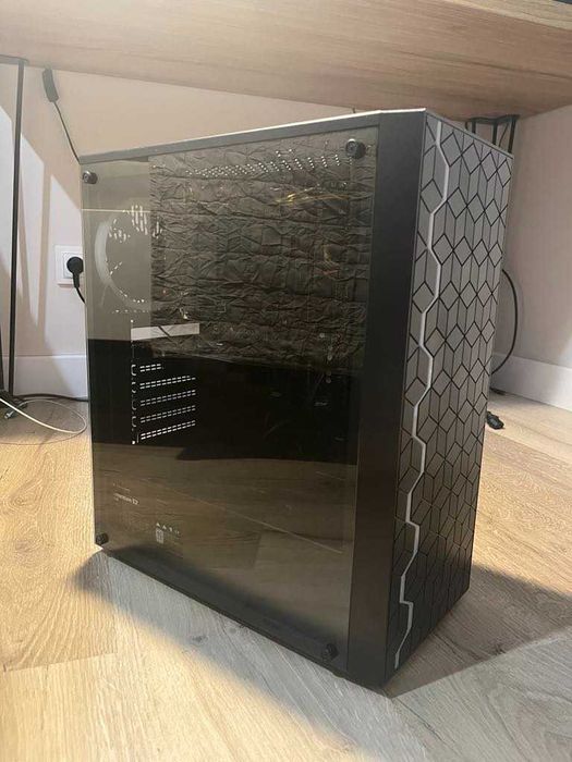 Komputer AMD Ryzen 5 1600 AF / 16 GB RAM / SSD 512 GB / GT 1030 / ARGB