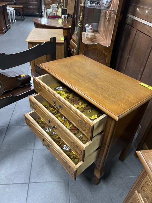 Komoda Ludwikowska/Raty