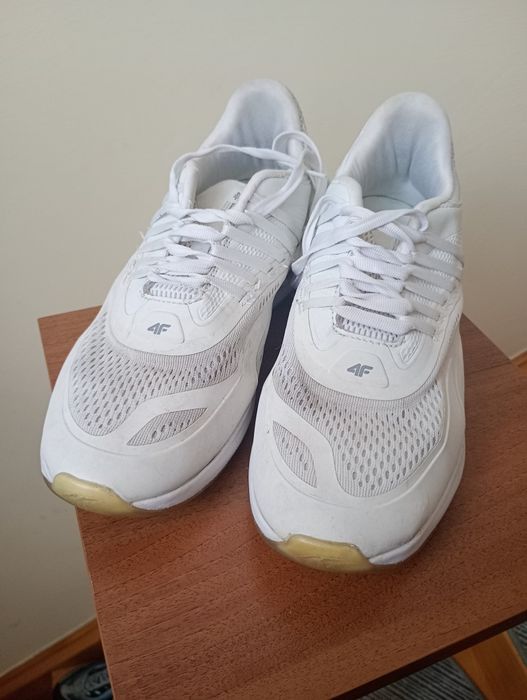 Buty sportowe 4f rozmiar 40