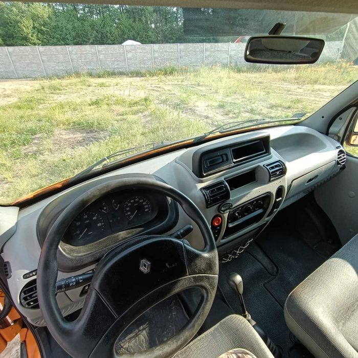 Renault Master Doka-7 osob.