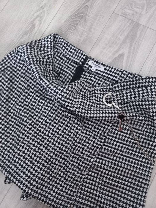 Spódnico-spodenki z łańcuszkiem c&a rozmiar 44 xxl kratka pepitka