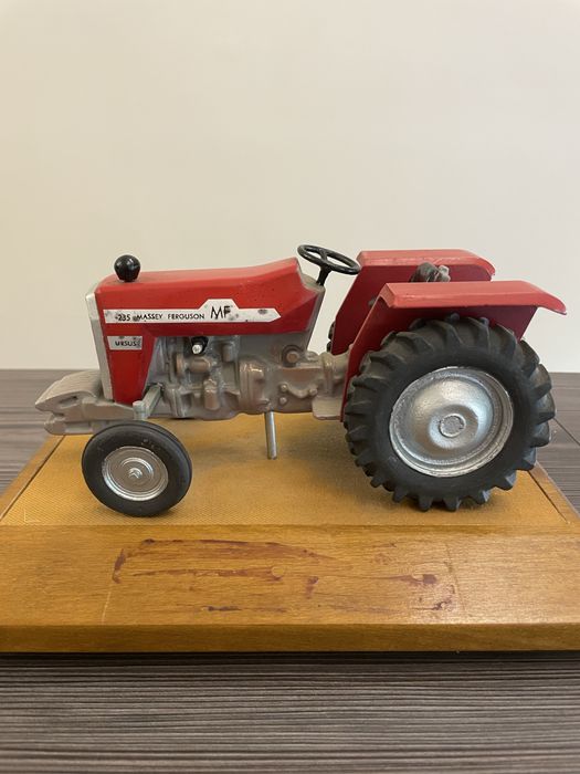 Model PRL ursus