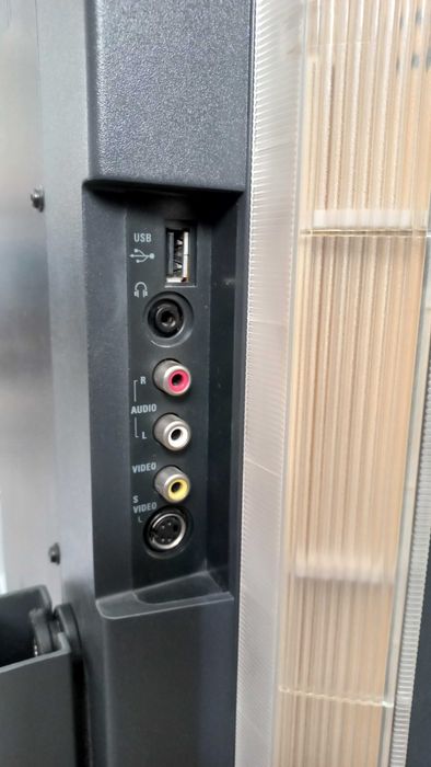 Telewizor Philips CINEOS 32PF9541/10 AMBILIGHT