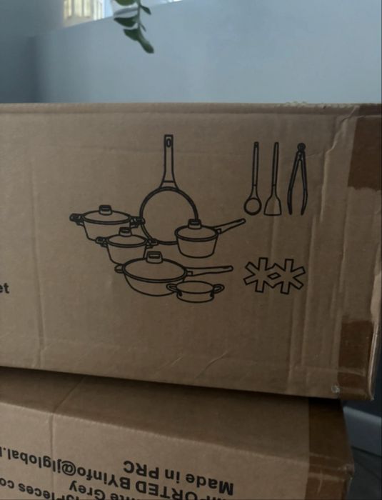 Zestaw garnków i patelni