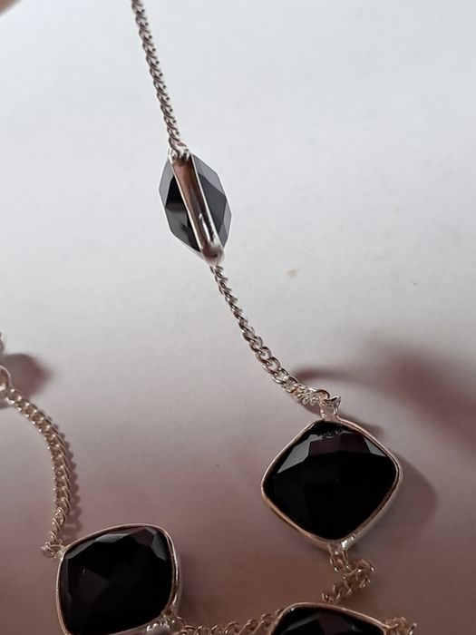 srebrna bransoletka z naturalnymi onyksami