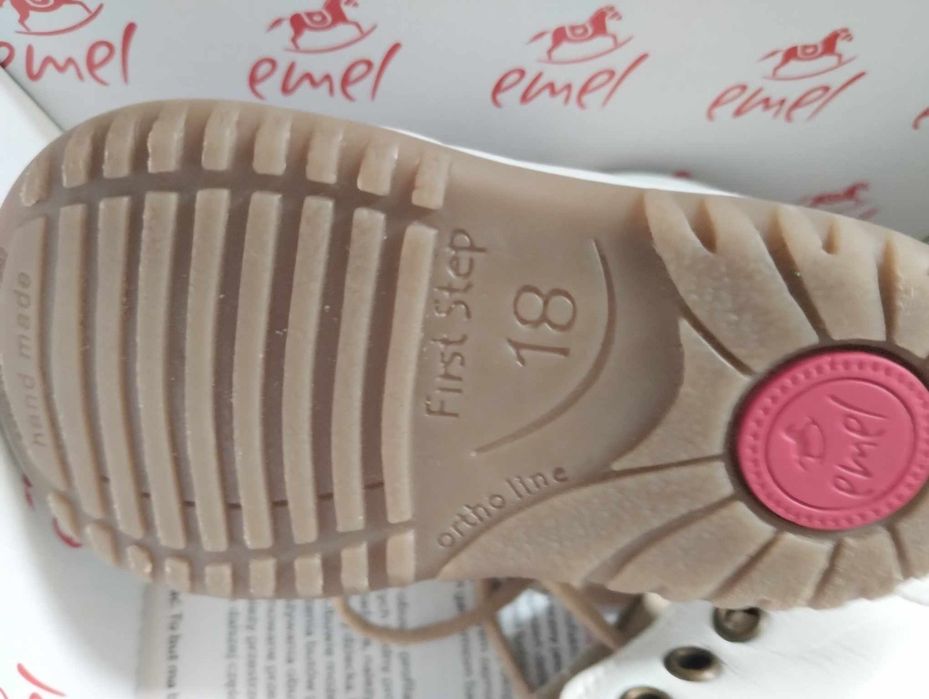 3 pary butów dziewczęcych