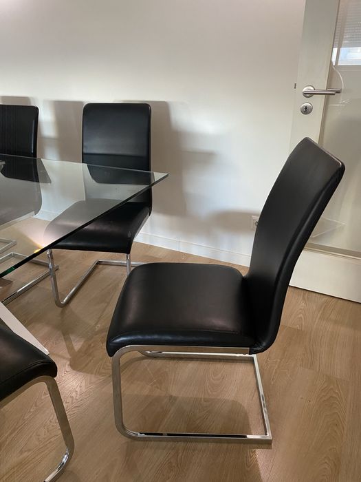 Mesa de jantar Vidro com 8 cadeiras