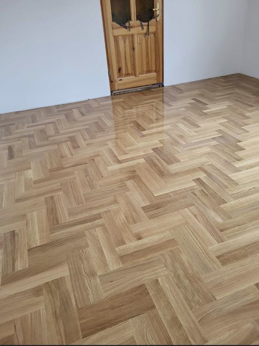 Bezpyłowe cyklinowanie,renowacja schodów,