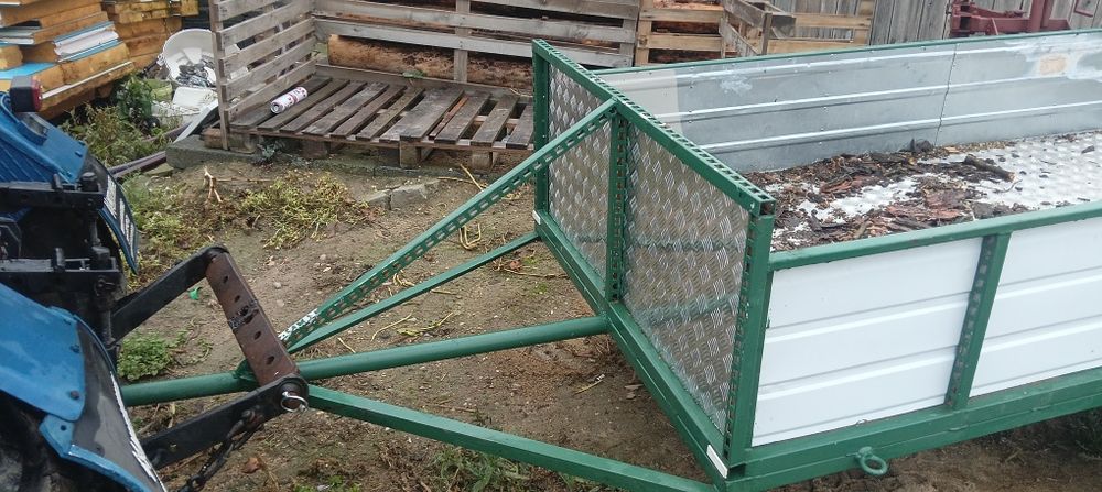 Sprzedam przyczepkę do traktorka