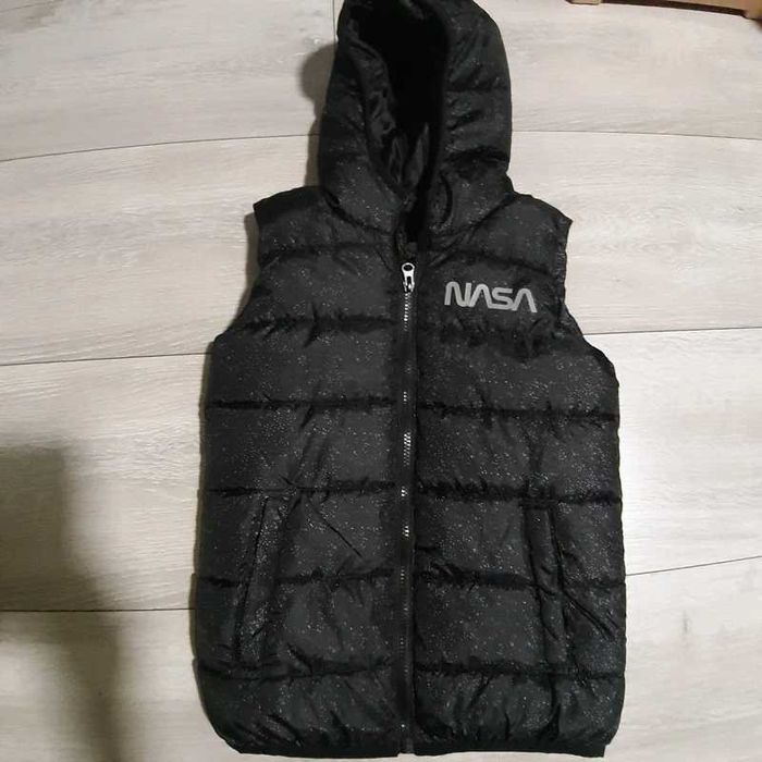 Nowa kamizelka dla chłopca