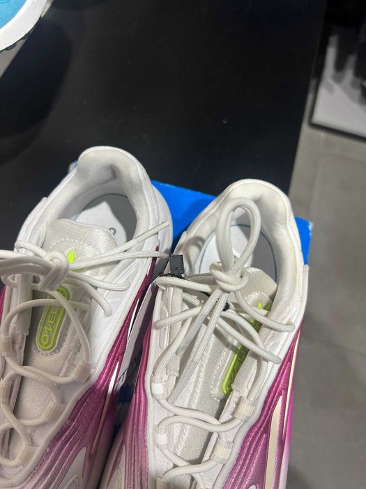 Кросівки жіночі adidas Originals Ozelia W — EUR 38.5 (24 см), Нові