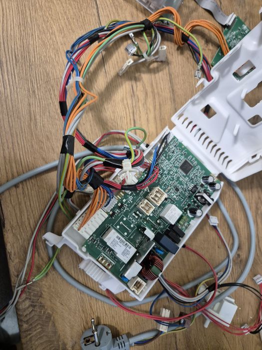 Moduł zasilający do pralki Electrolux EWT11276ELS i inne Tanio!